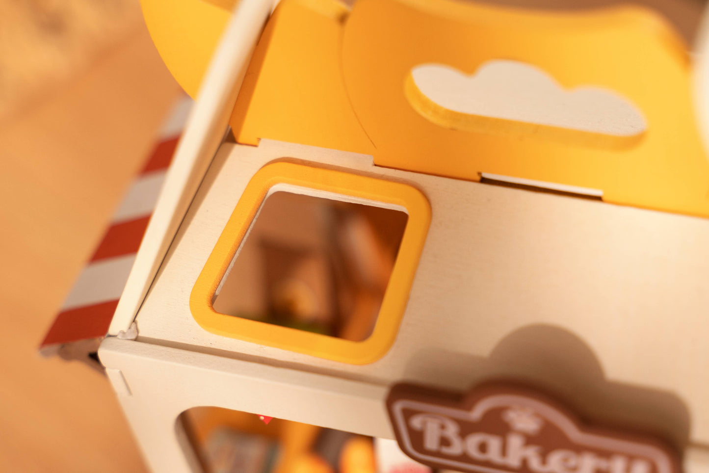 Teddy's Breadbox ROBOTIME Rolife DIY Miniature House