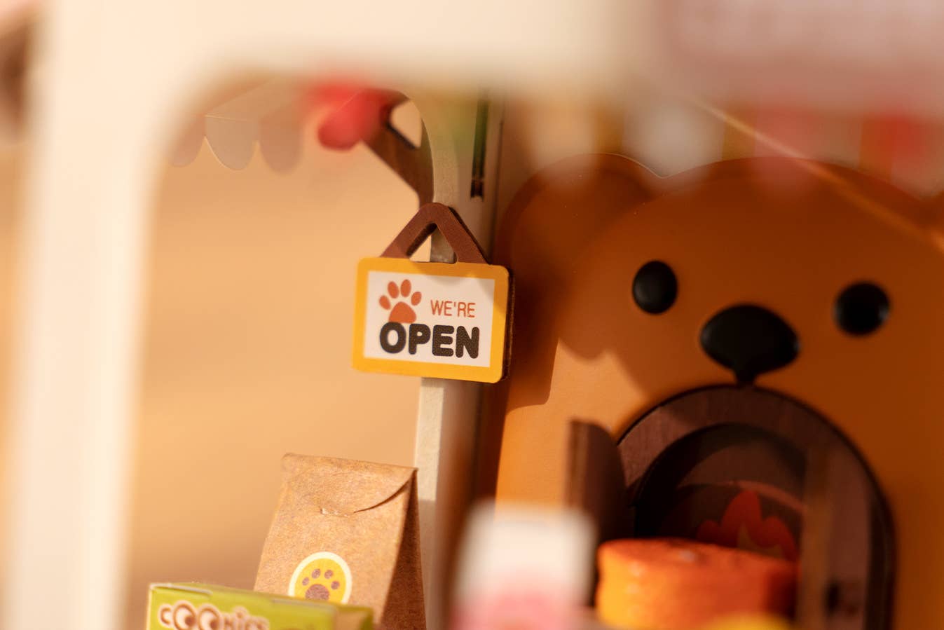 Teddy's Breadbox ROBOTIME Rolife DIY Miniature House