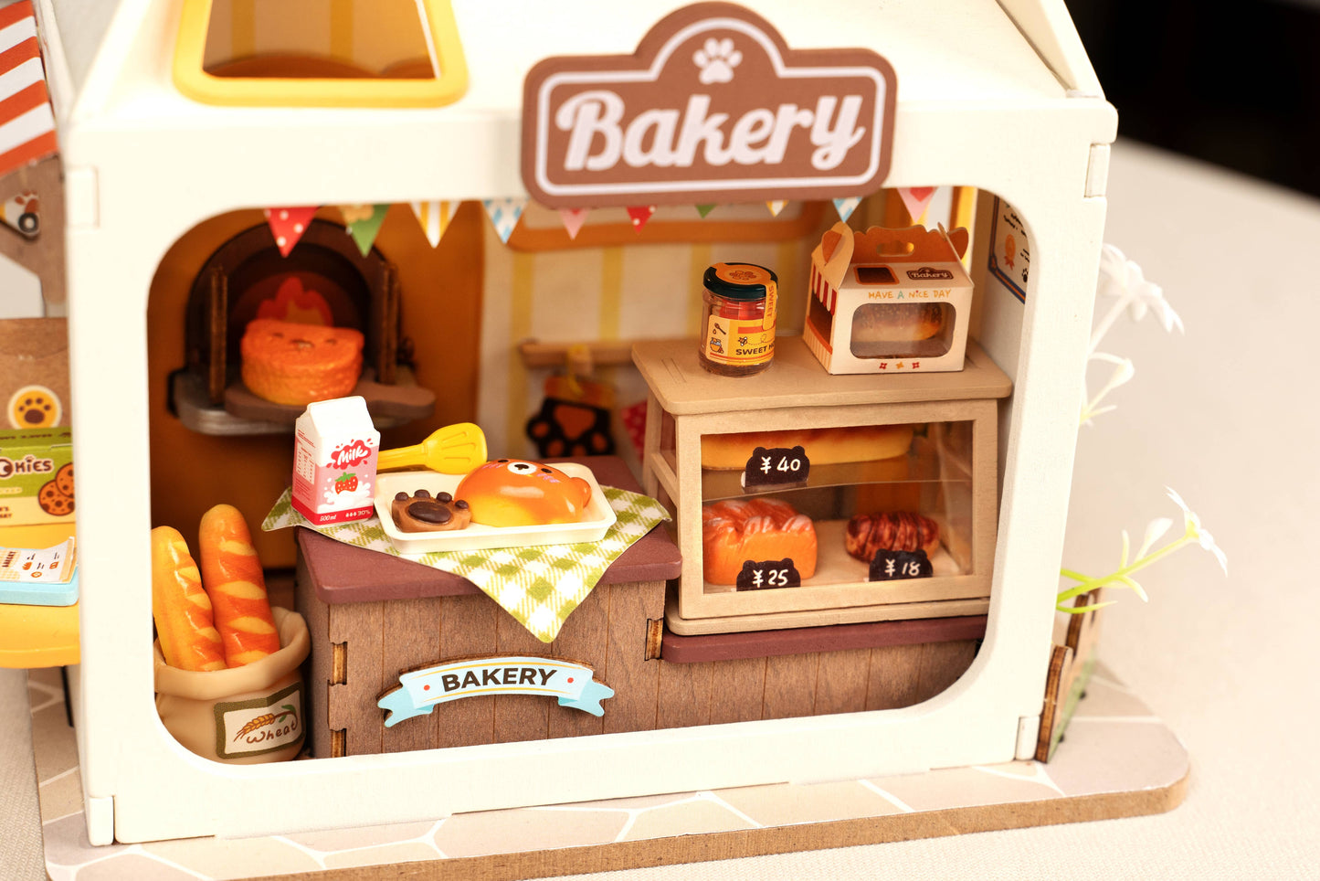 Teddy's Breadbox ROBOTIME Rolife DIY Miniature House